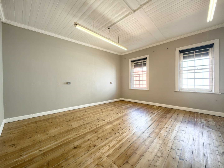 To Let commercial Property for Rent in Wynberg Western Cape
